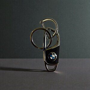 BMW Branded Premium Black Leather & Polished Chrome Keychain (A1)